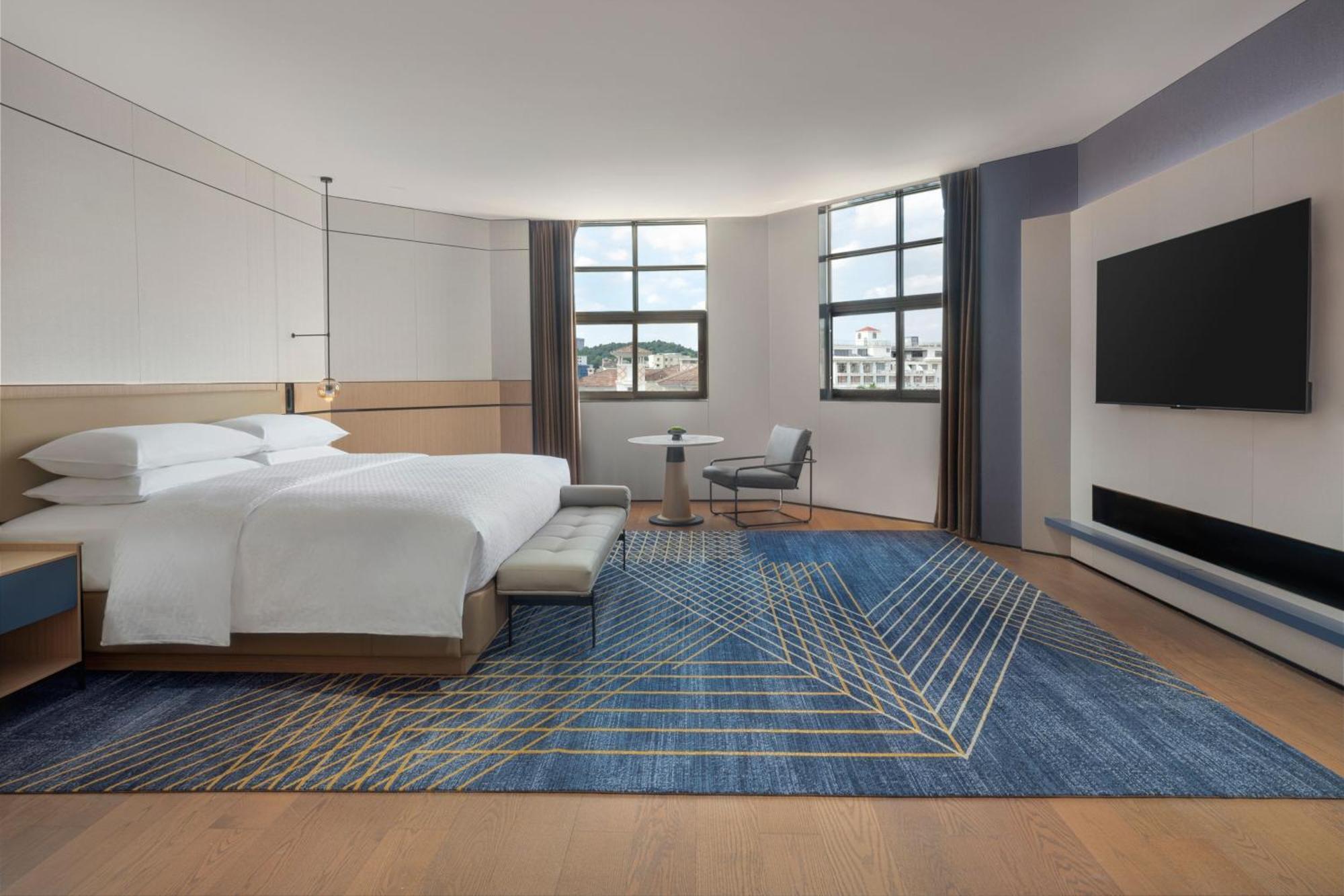 Four Points By Sheraton Yangjiang City Center Eksteriør billede
