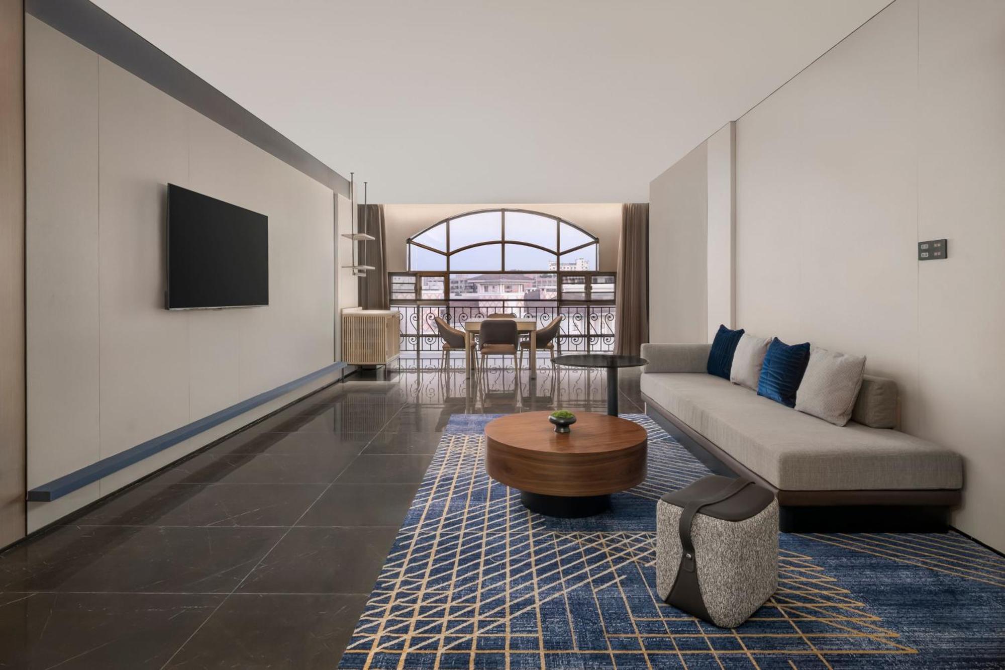 Four Points By Sheraton Yangjiang City Center Eksteriør billede