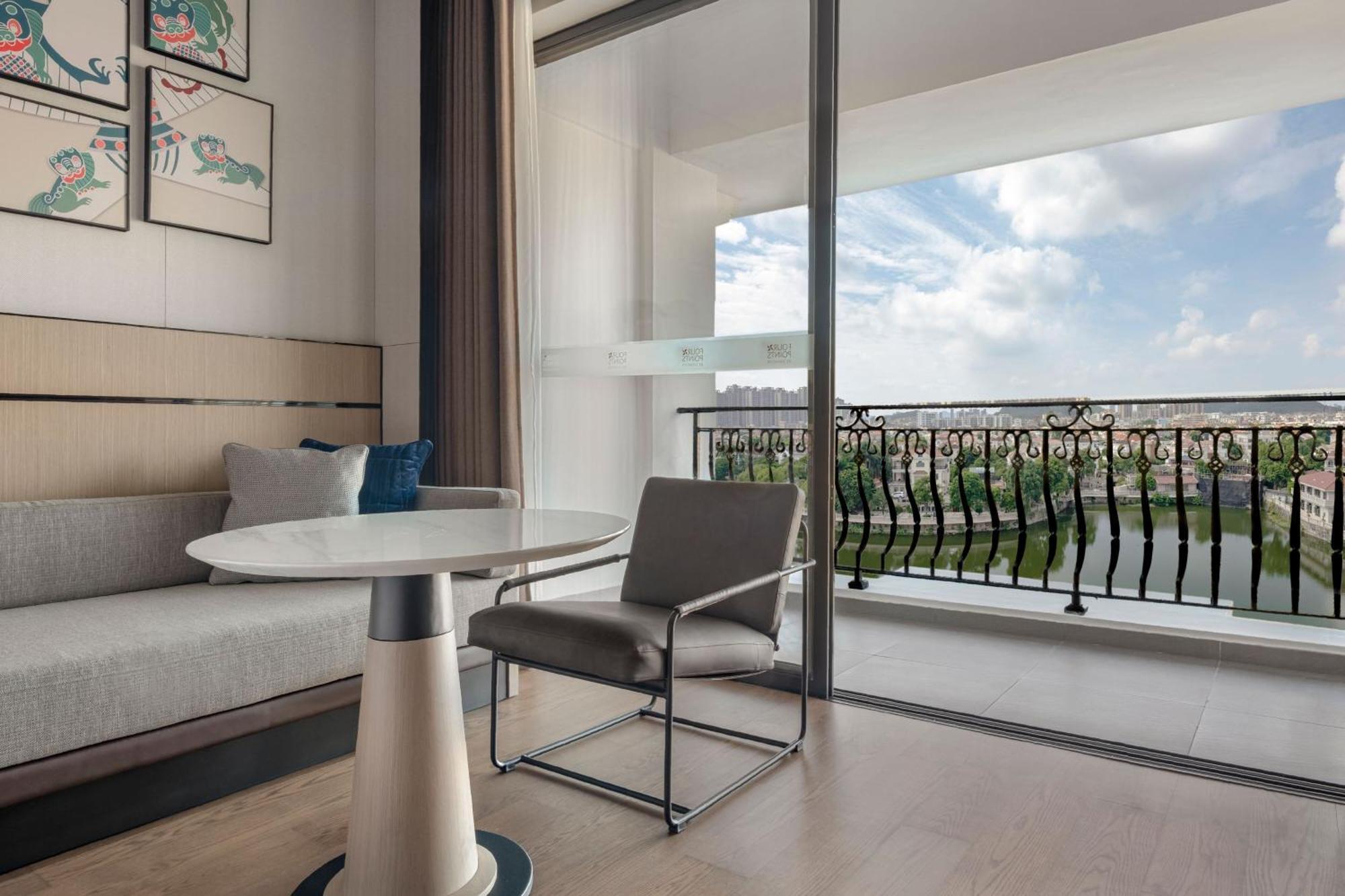 Four Points By Sheraton Yangjiang City Center Eksteriør billede