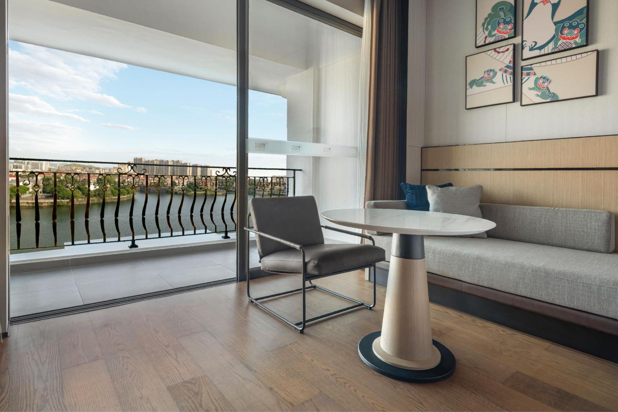 Four Points By Sheraton Yangjiang City Center Eksteriør billede