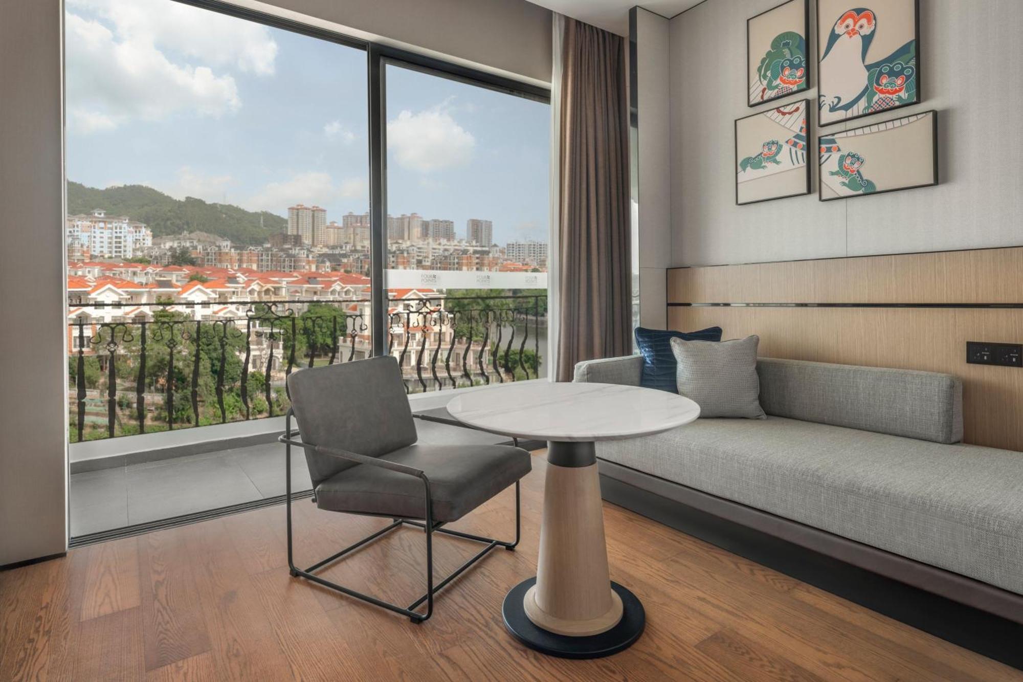 Four Points By Sheraton Yangjiang City Center Eksteriør billede