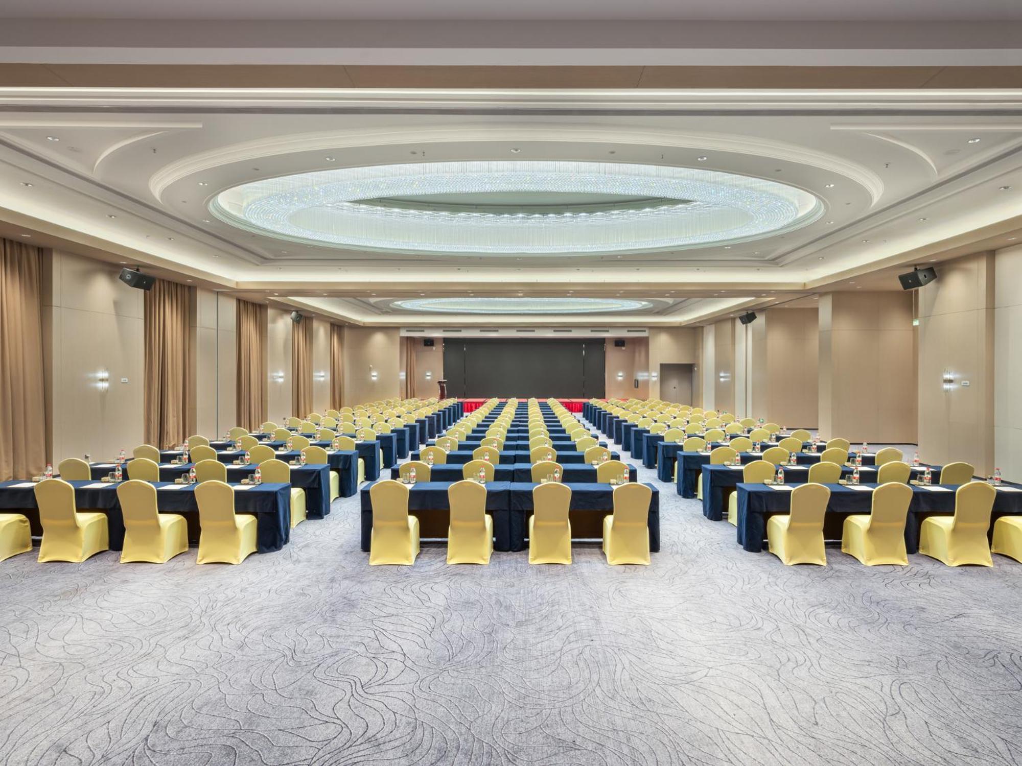 Four Points By Sheraton Yangjiang City Center Eksteriør billede
