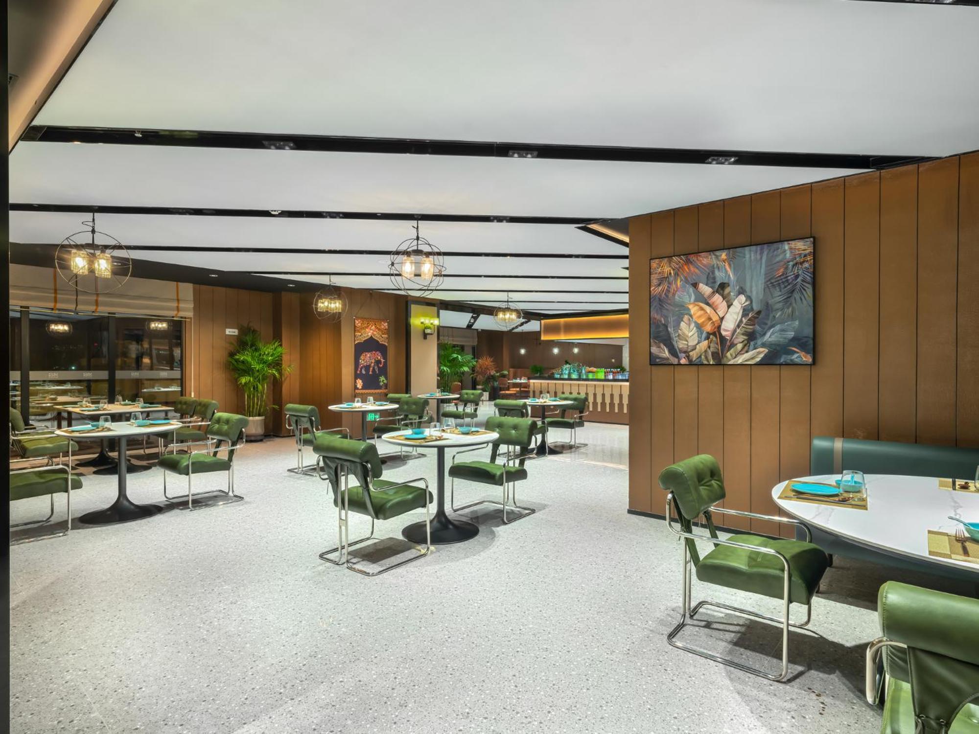 Four Points By Sheraton Yangjiang City Center Eksteriør billede