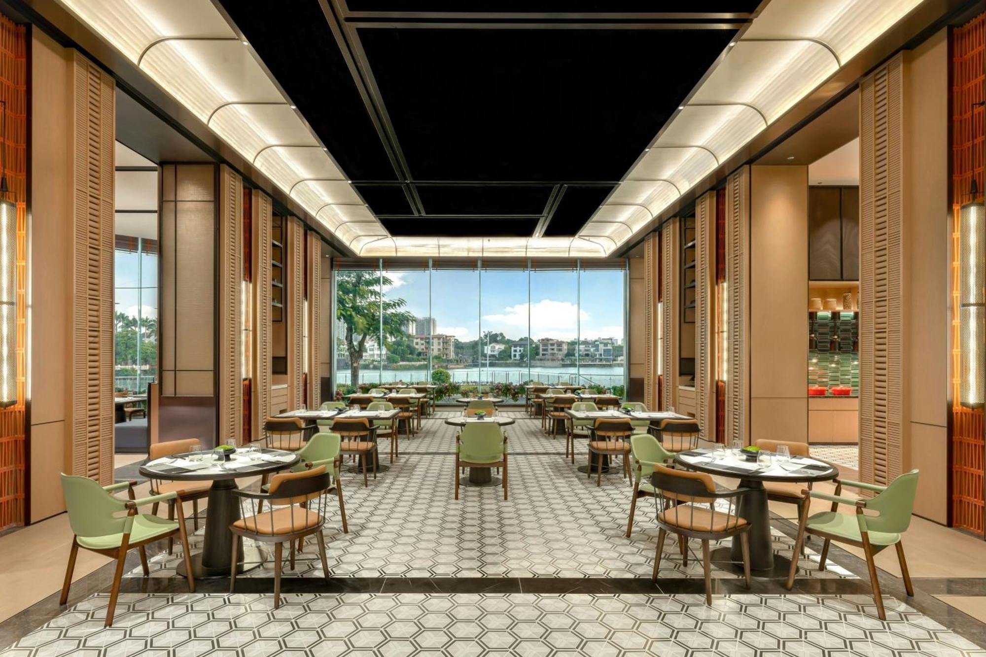 Four Points By Sheraton Yangjiang City Center Eksteriør billede